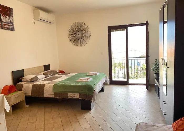 Apartments Darija